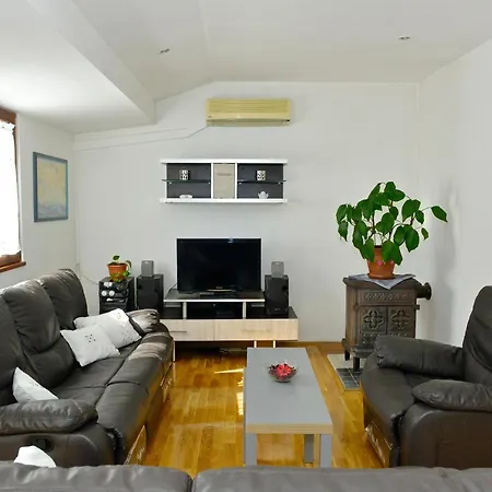 Juras Apartman